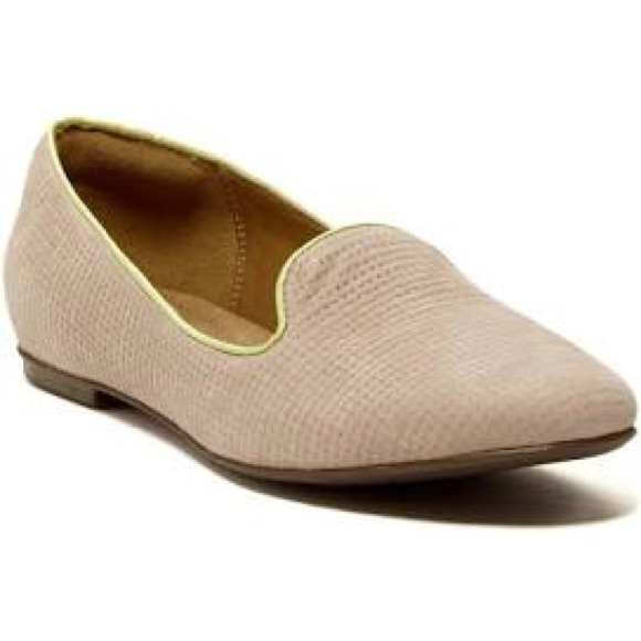 Clarks Shoes - Clarks loafers like new + box